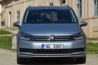 Test posledního Mohykána: Volkswagen Touran ukazuje, proč bude chybět